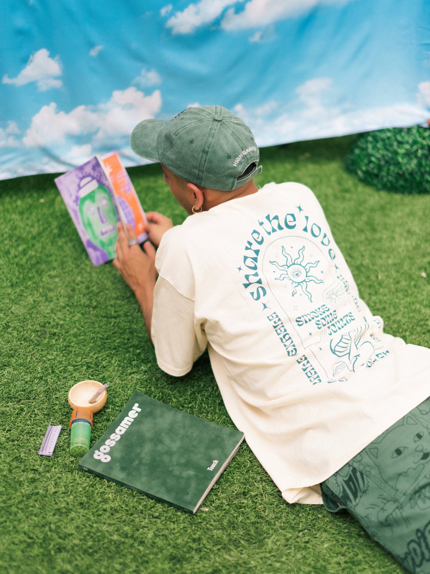 Playera "Share the Love" color arena